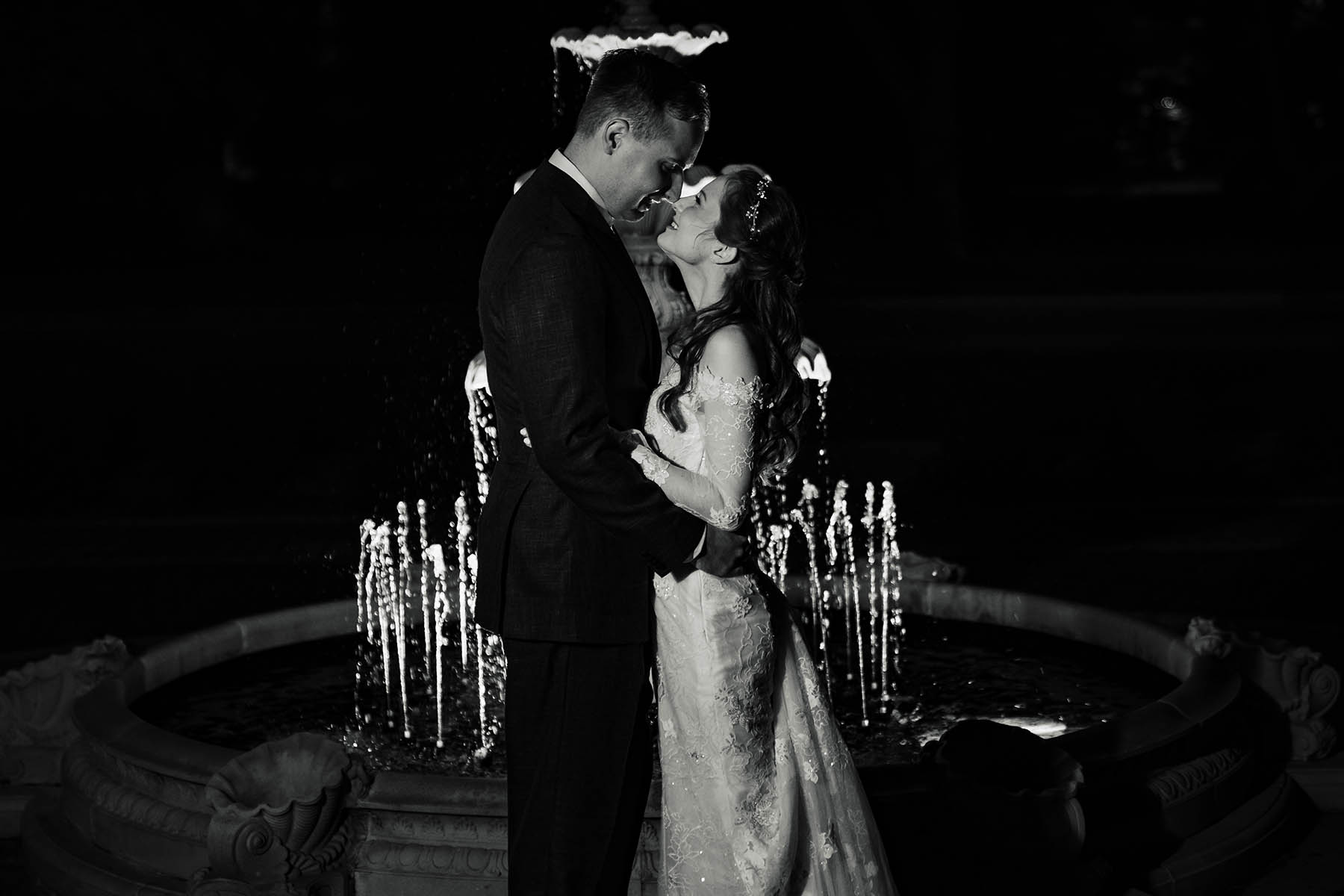 Bride and groom portrait at Wilder Mansion in Elmhurst, IL