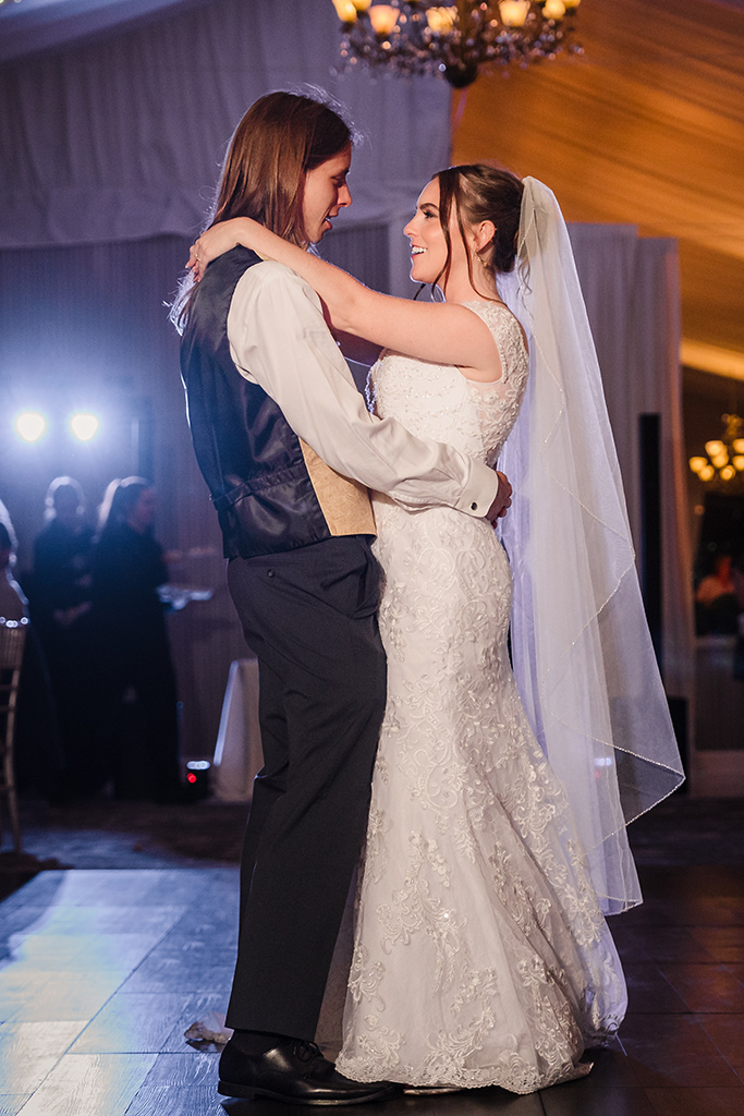 Bride and groom first dance at the Monte Bello Estate in Lemont, IL