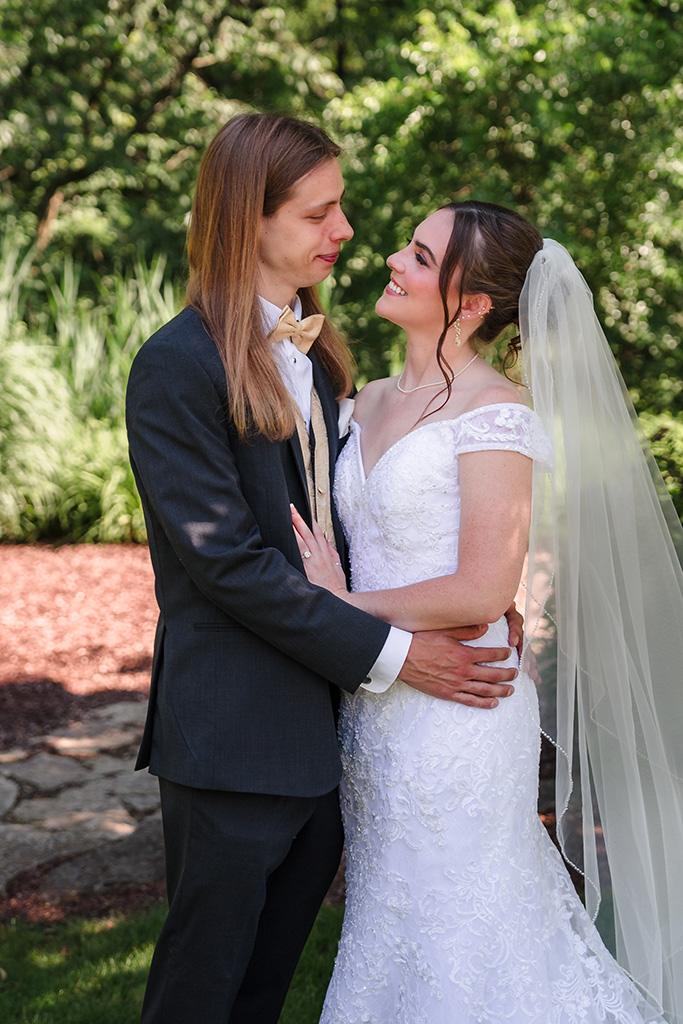 Bride and groom first look at the Monte Bello Estate in Lemont, IL